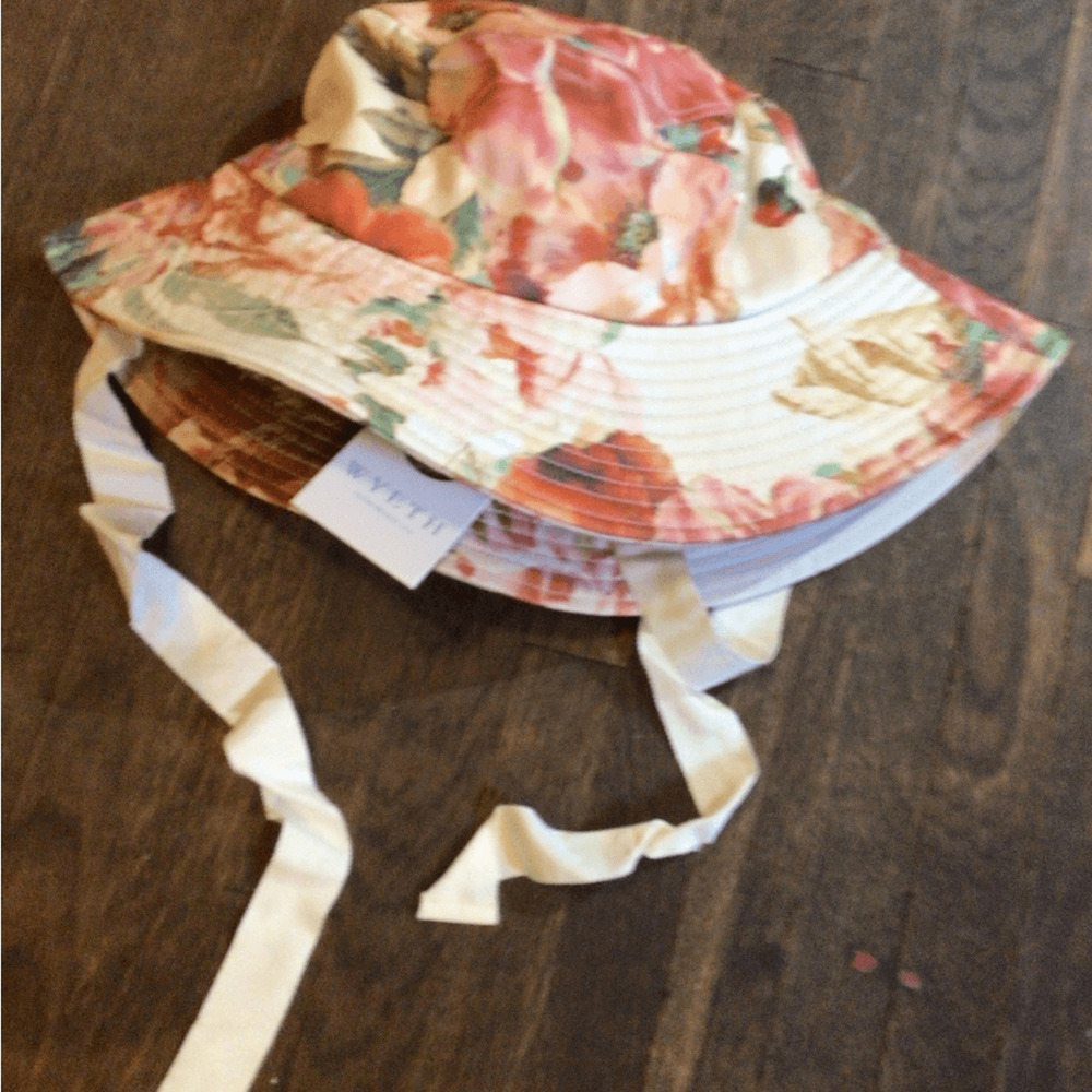 NEW! rARE Wyeth Floral Sun Hat bucket with Chin Ties - Pink/Peach